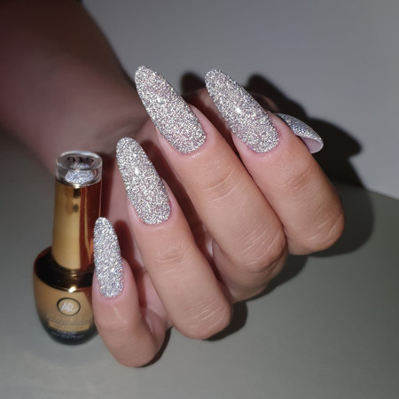 915 White Lady - UV Gel Polish Makear